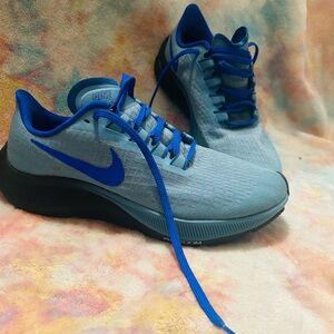 Nike Vibrant Blue Running Shoes